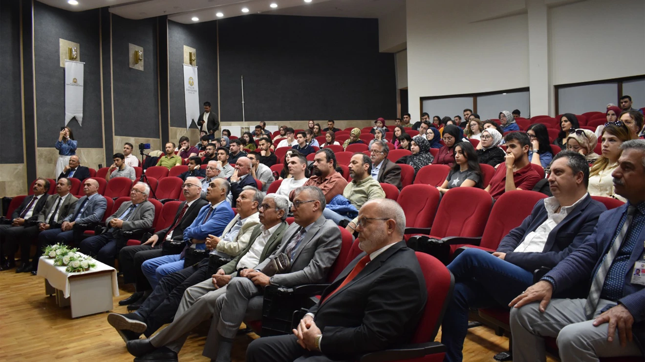 “Hüseyin Nihal Atsız’ın Türk Tarihine Yaklaşımı” konferansı düzenlendi